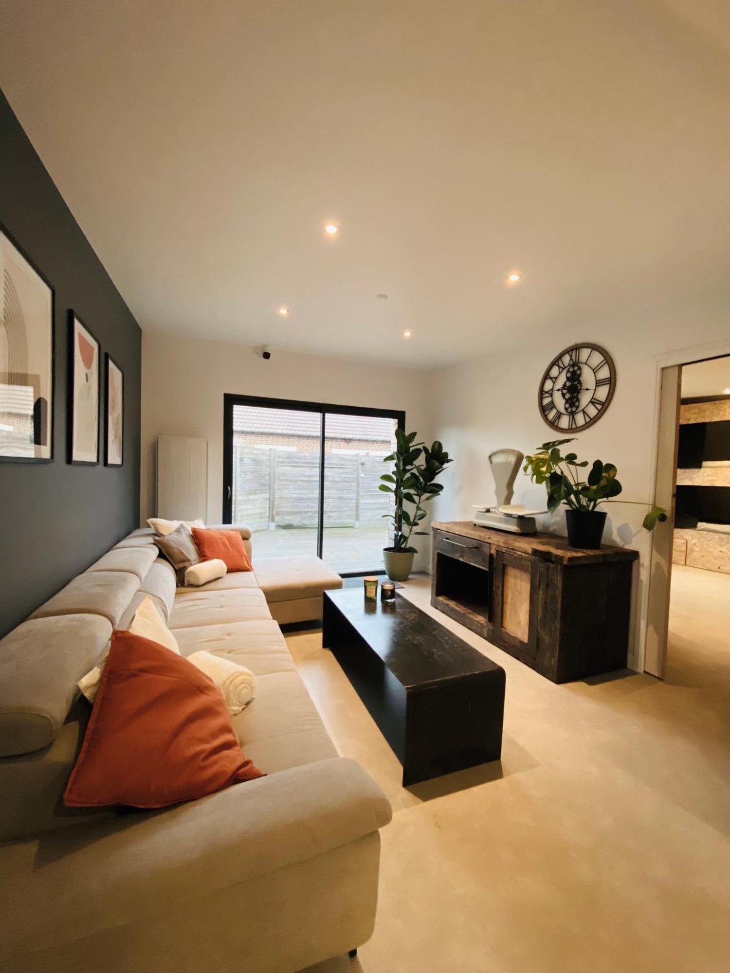 Homestay The Share House Tille